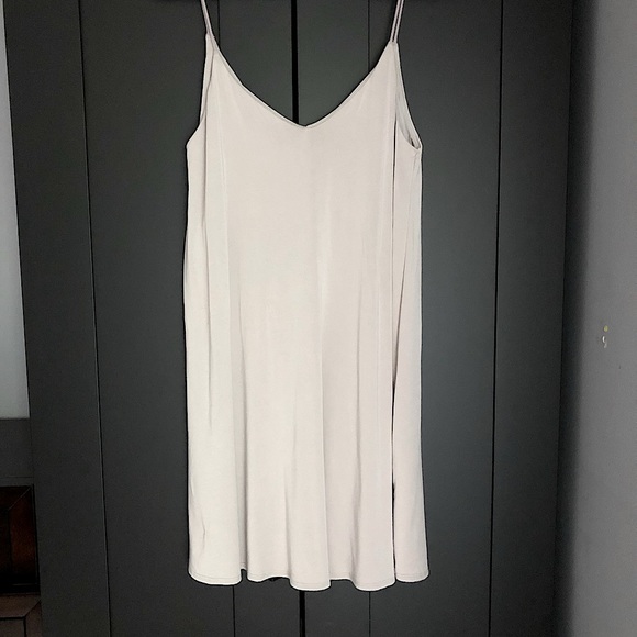 H&M Mini Dress - Picture 2 of 6